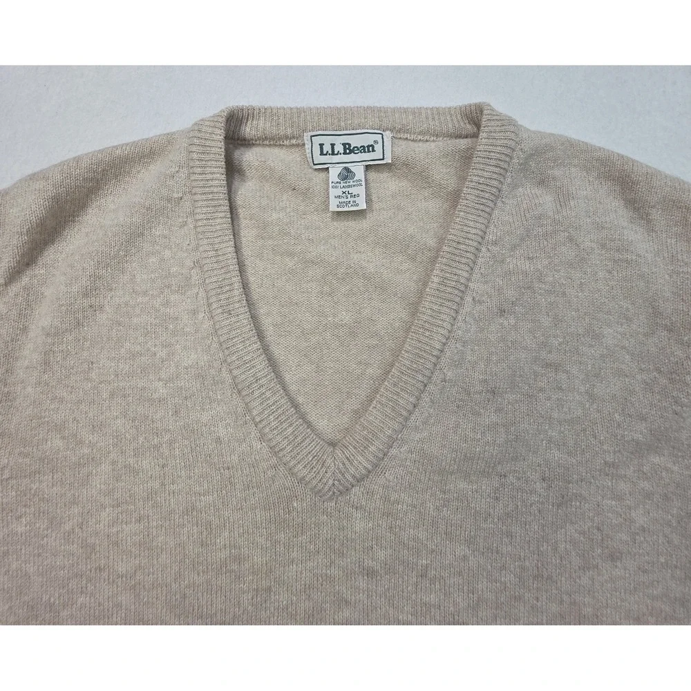 LL Bean Sweater Vest‎ Mens XL Scotland Made Lambswool Beige V-Neck LIMITED USE